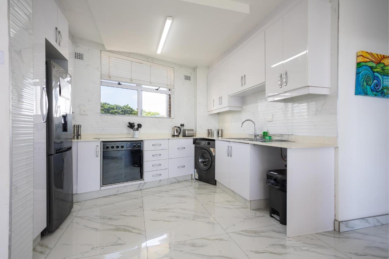 24 Sea Lodge - Sea Viewing Apartment Durban Zewnętrze zdjęcie